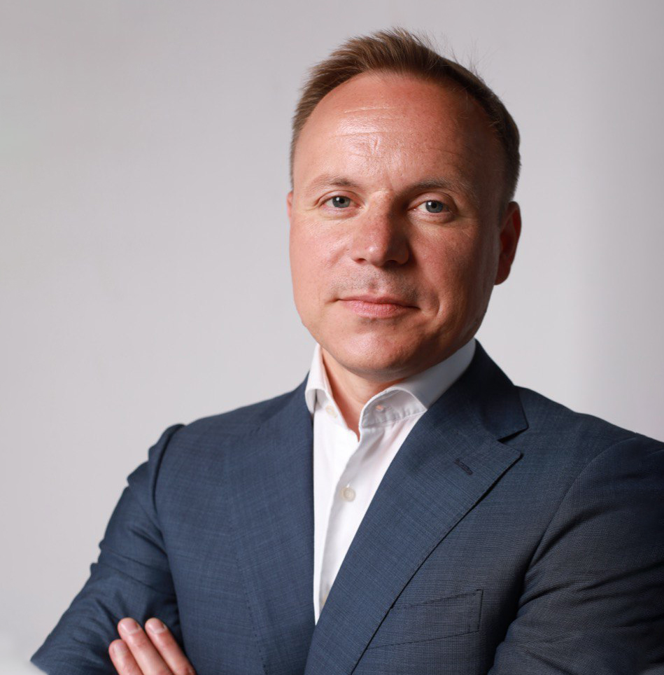 ЮХОВ Максим Петрович