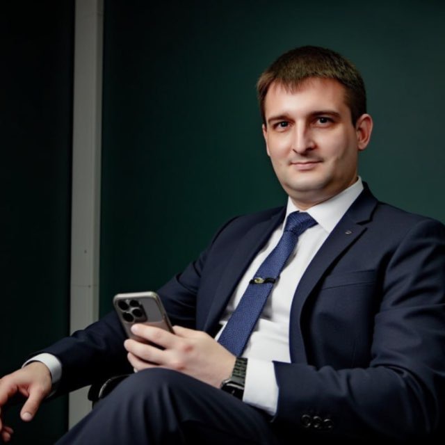 Назлиди Денис Владимирович